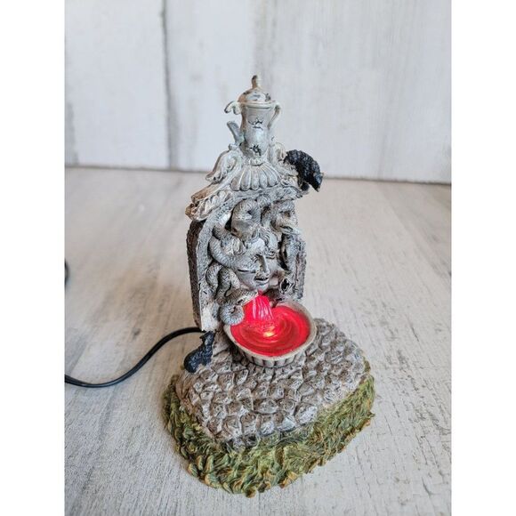 Dept 56 Cursed Fountain 4020271 Halloween Village accessory - Picture 3 of 7